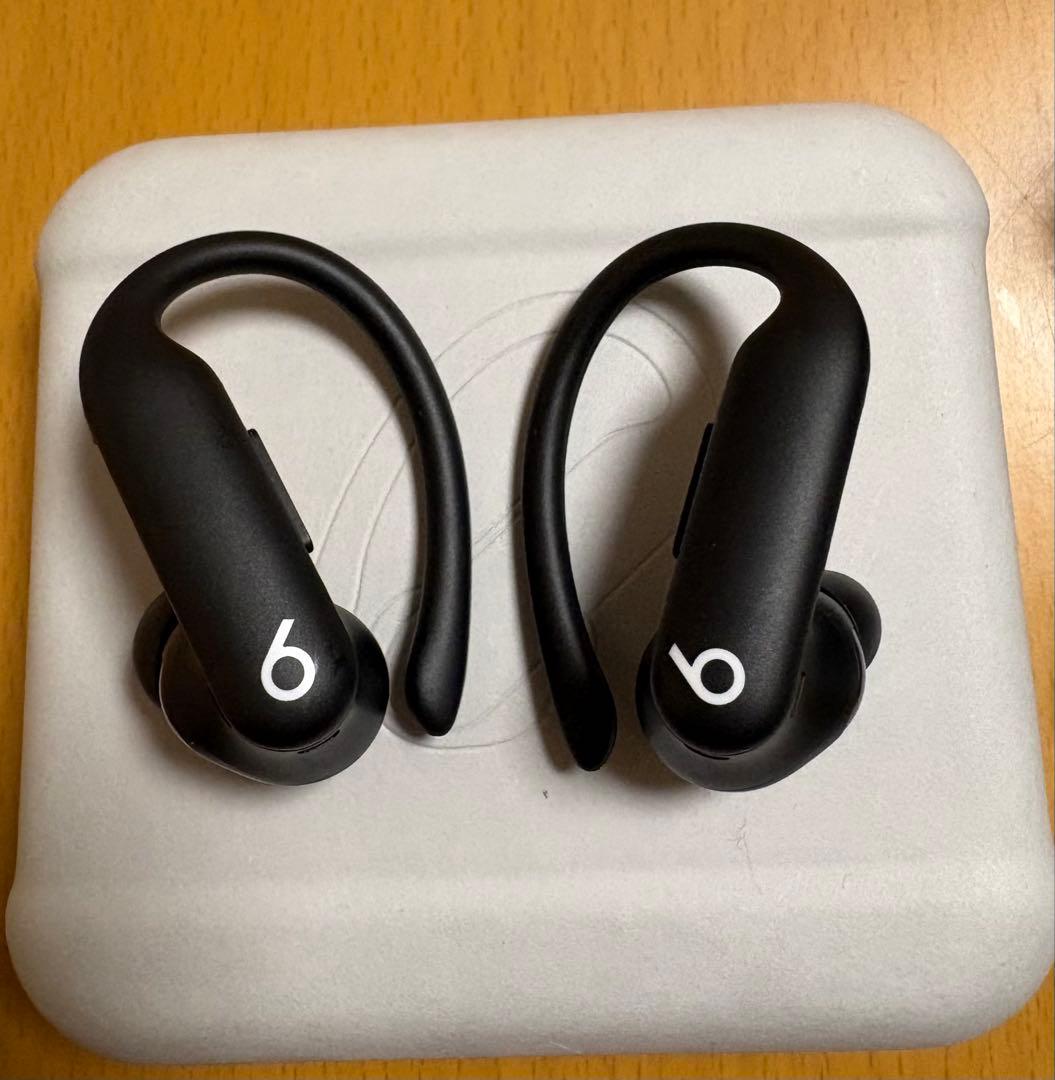 【美品】Power beats Pro2 ジェットブラック
