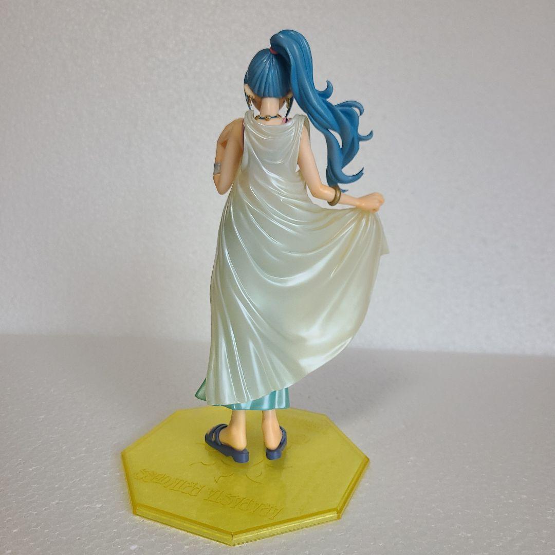 ONE PIECE　ワンピースフィギア　ネフェルタリビビフィギアP.O.P　初代