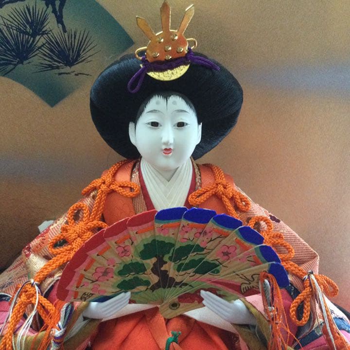 【定価250000円】雛人形　可愛い　桃の日　ひな祭り　オルゴール　組み立て不要