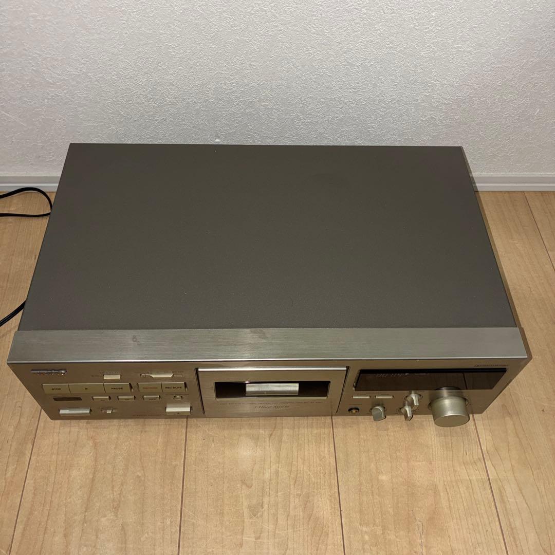 teac ステレオカセットデッキ　V-1050 3ヘッド希少です