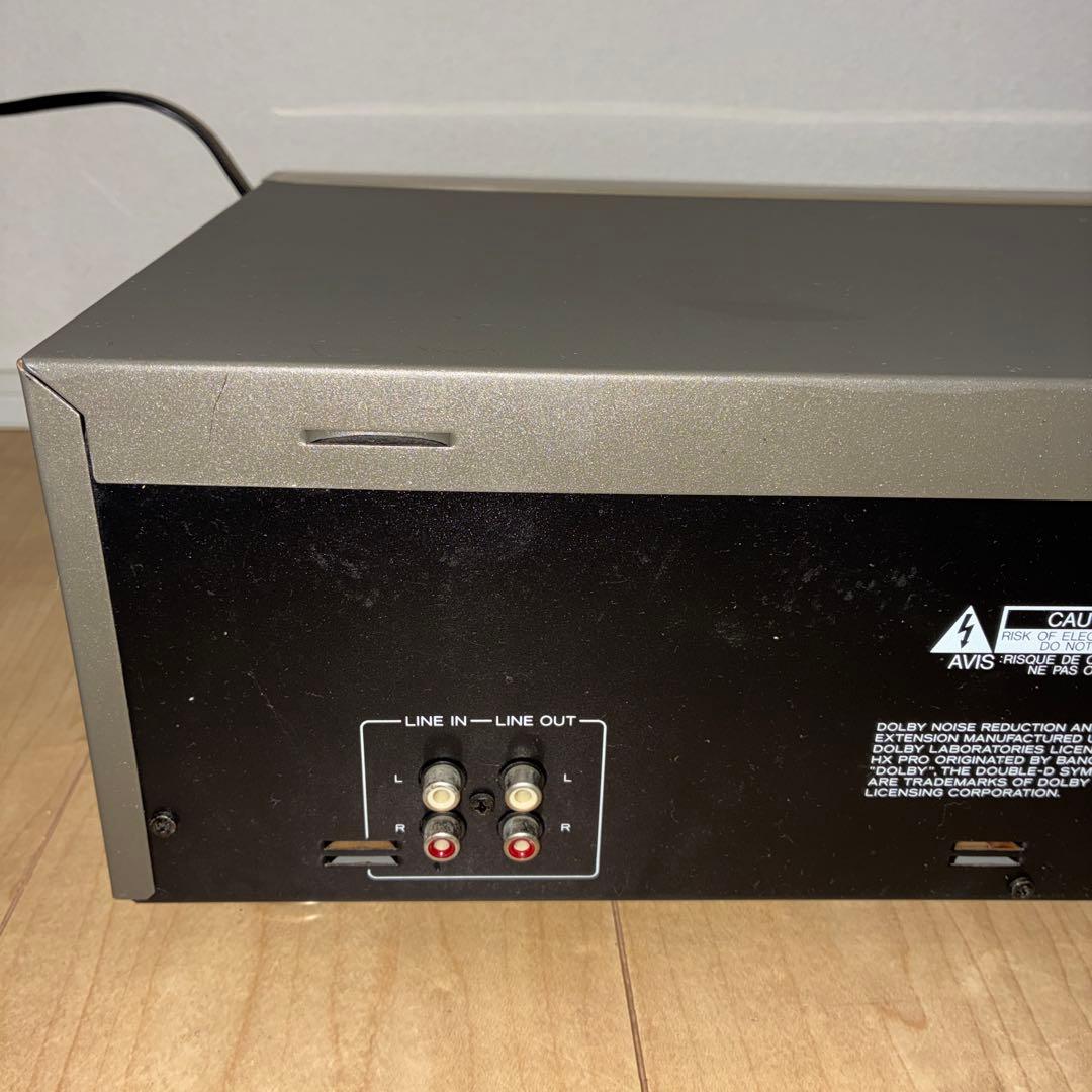 teac ステレオカセットデッキ　V-1050 3ヘッド希少です