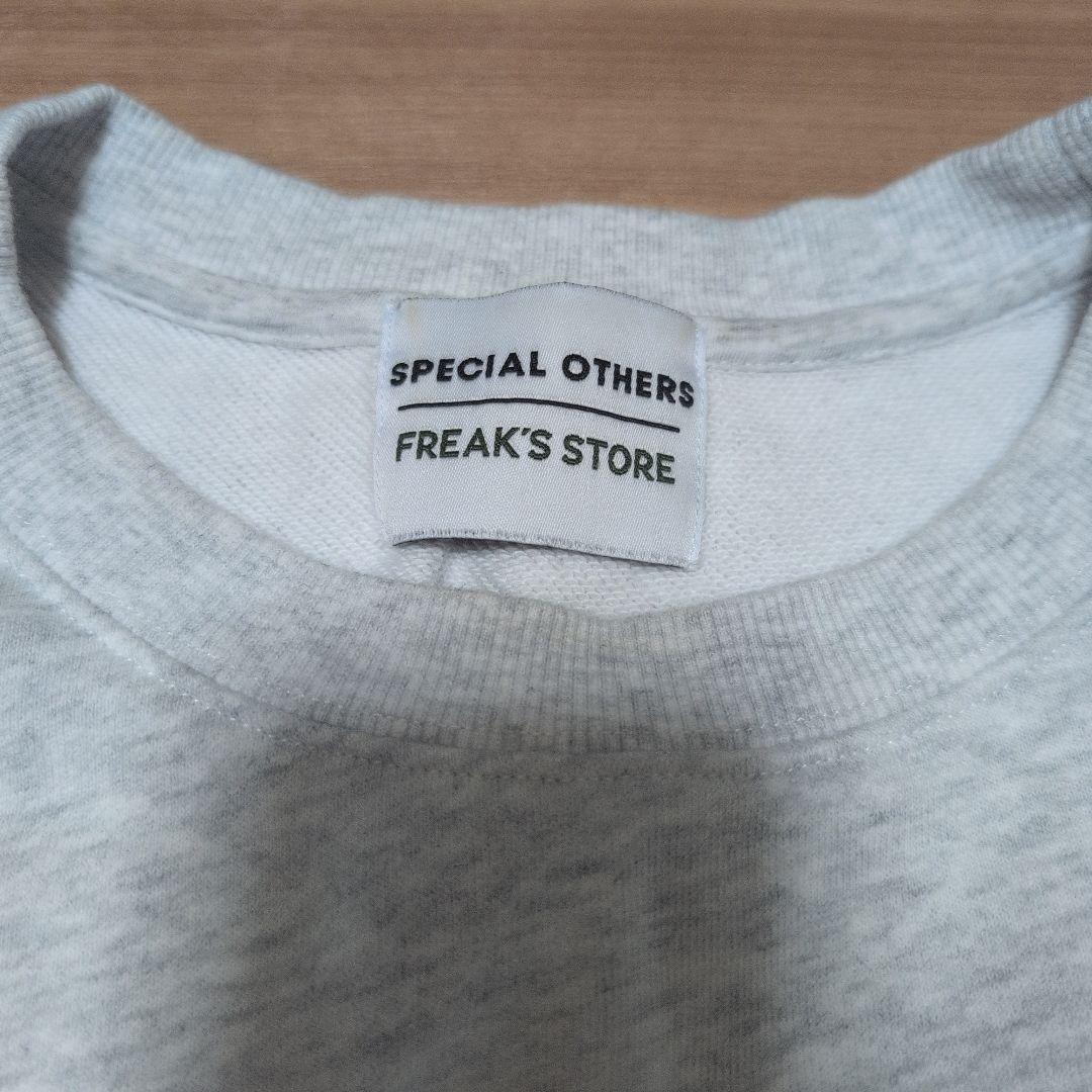 SPECIAL OTHERS × FREAKS STORE トレーナー