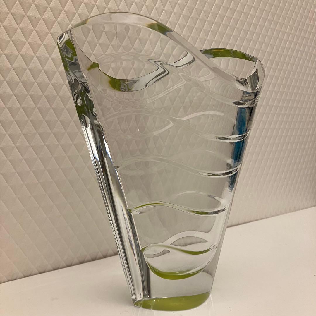 美品★バカラ Baccarat フラワーベース　ウェーブ　クリスタルガラス 花瓶