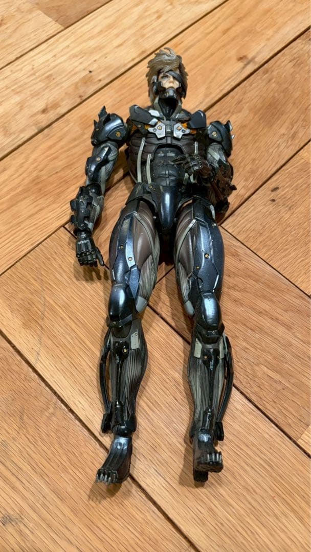 雷電 可動式フィギュア