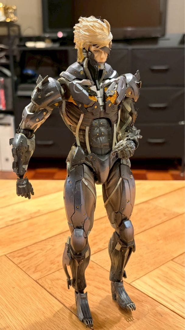 雷電 可動式フィギュア