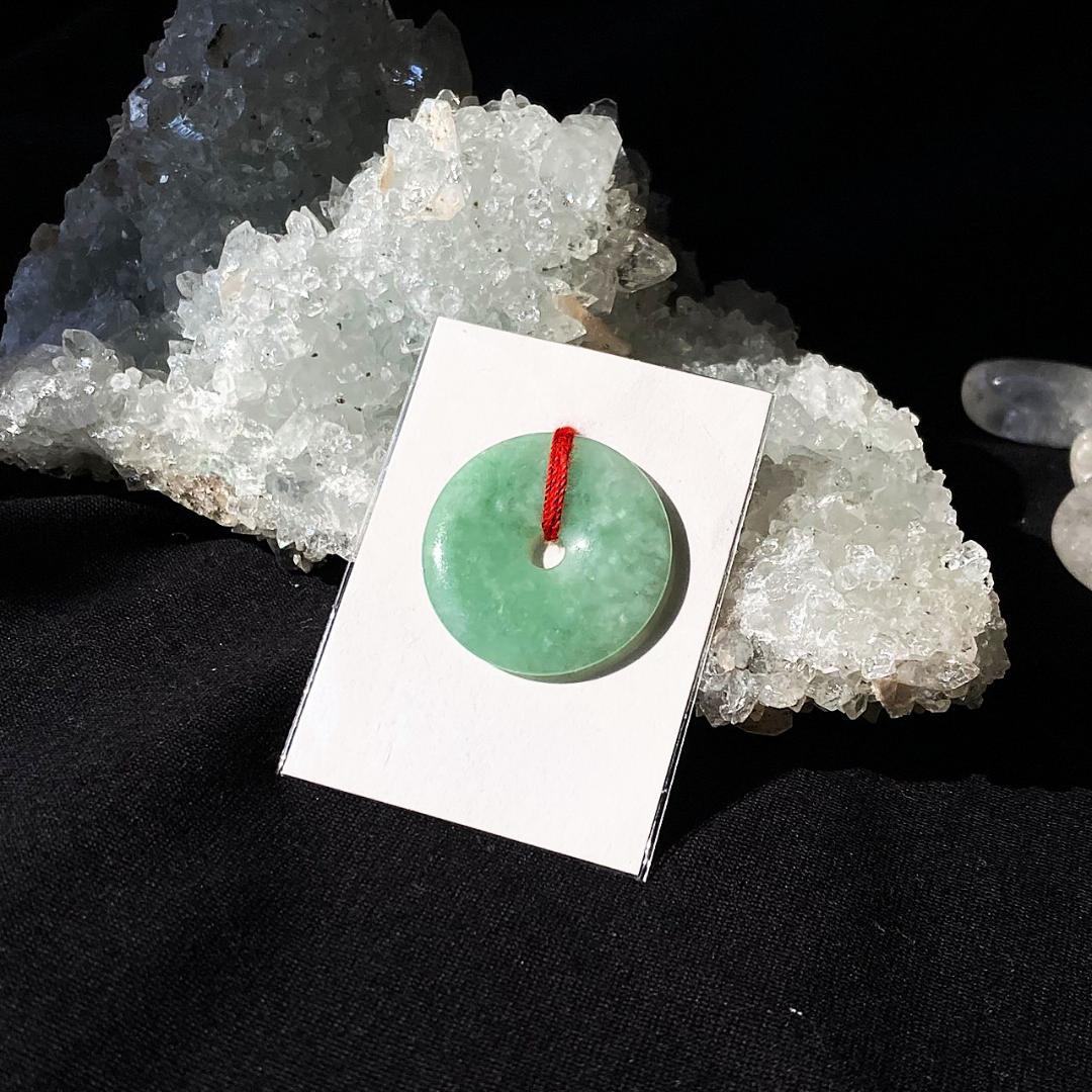 30%off【古の守護、平安を紡ぐ】翡翠 平安扣（へいあんこう）