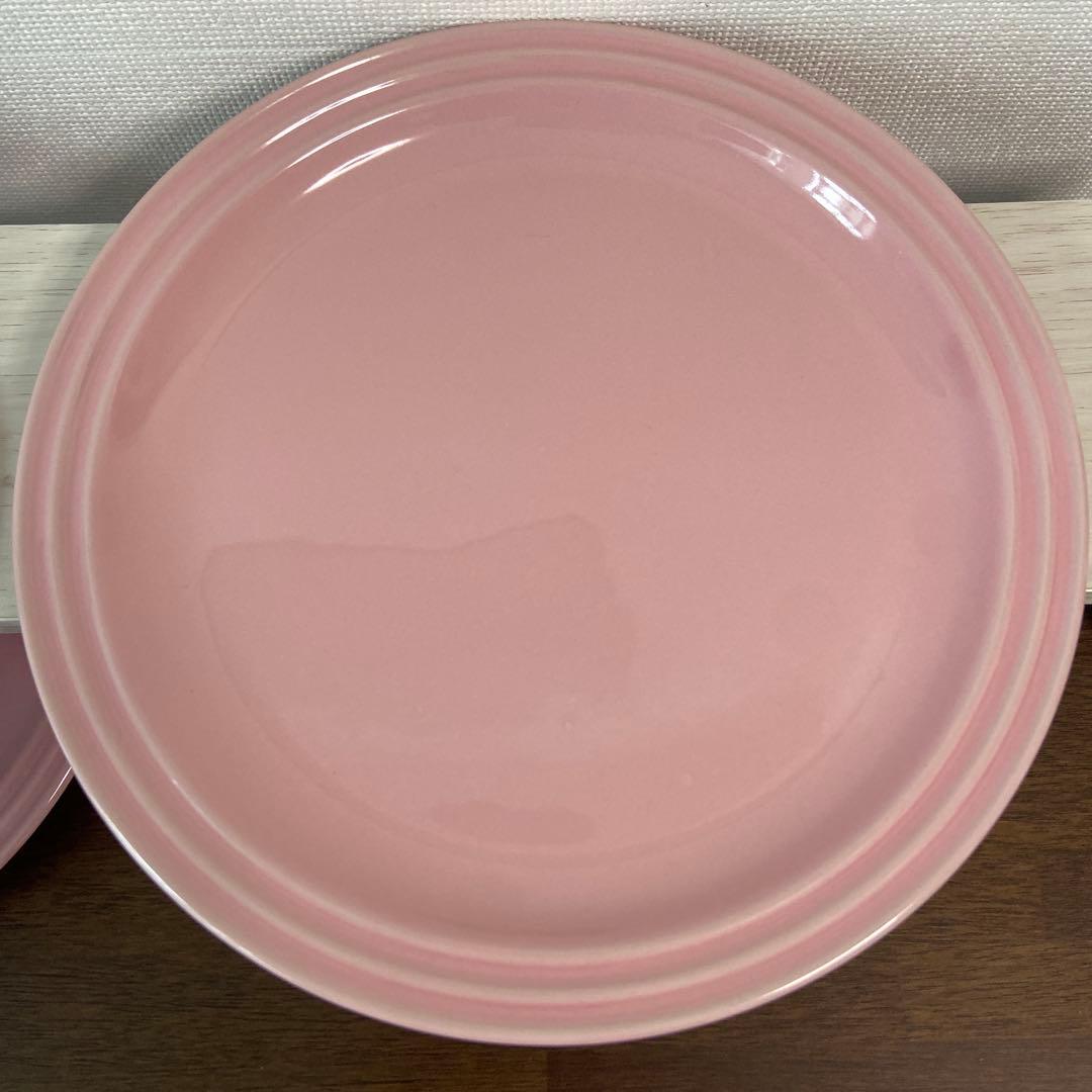 ル・クルーゼ　お皿　ピンク　計7枚