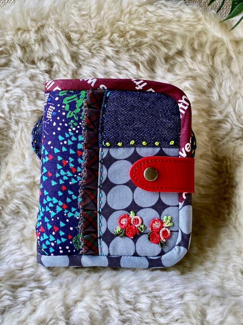 クマのボクちゃん二つ折り財布