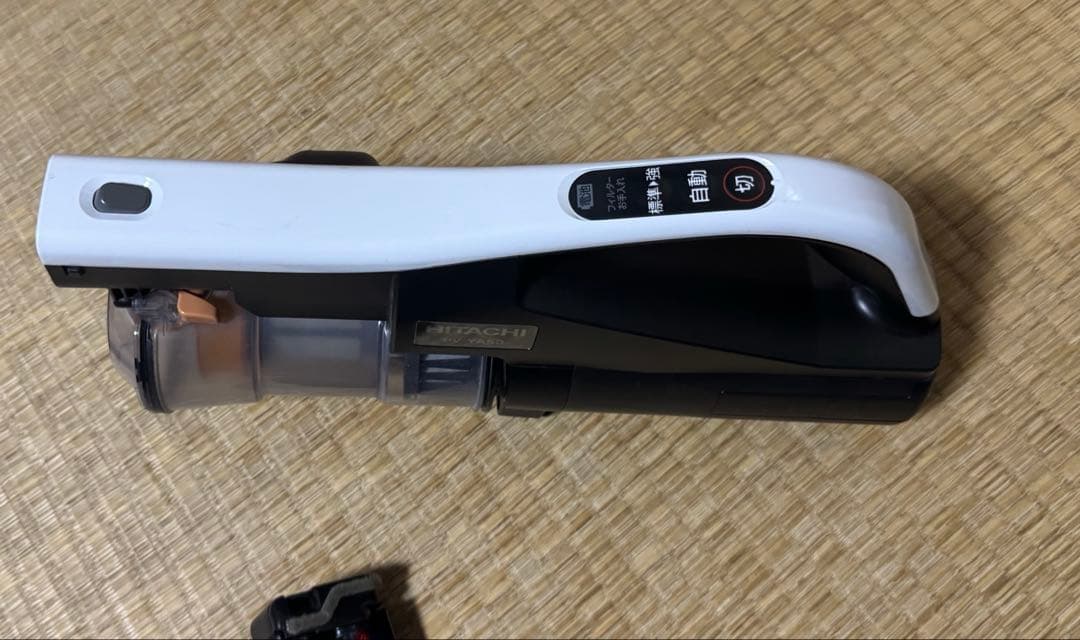 日立コードレススティッククリーナー 2024年製