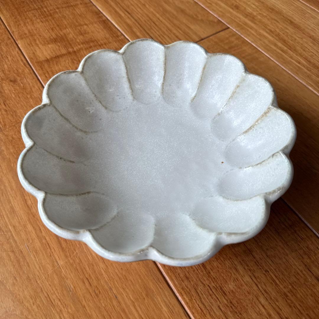 美濃焼 リンカ（輪花）白練 カネコ小兵製 私の部屋 中川政七 和食器 有田焼