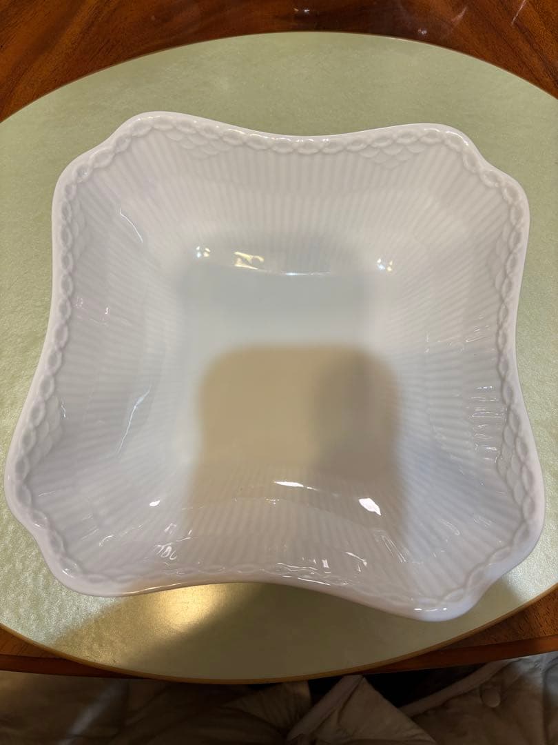 未使用 ロイヤルコペンハーゲン ホワイトフルーテッドハーフレース スクエアボウル