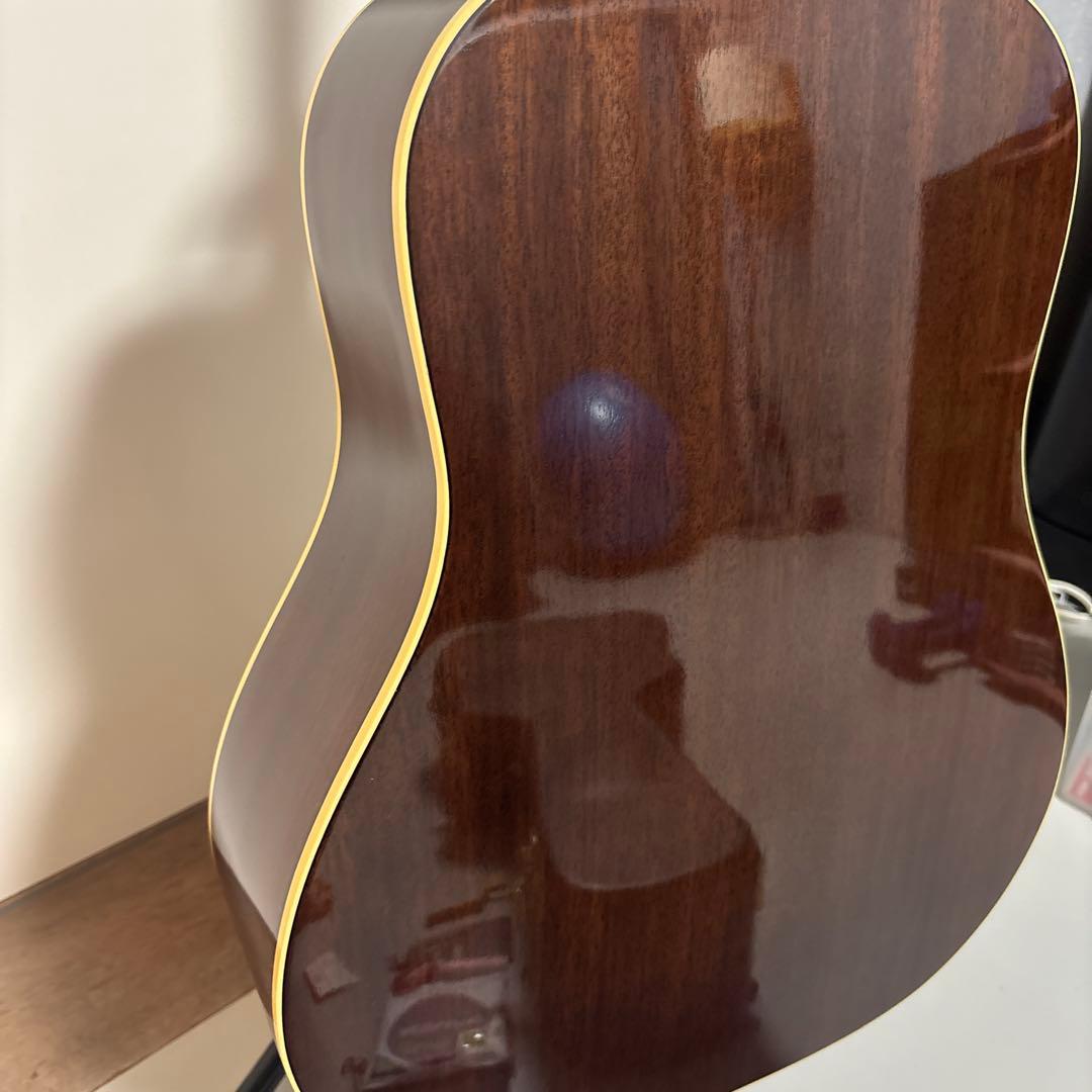 ヤイリ　アコースティックギター サンバースト