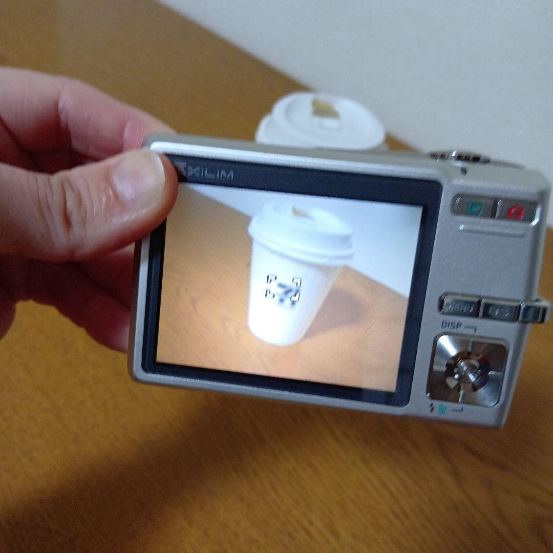 CASIO EX-Z600デジタルカメラ