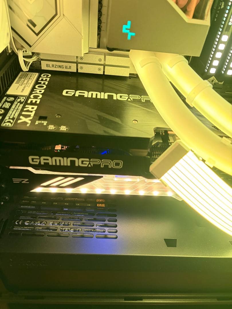 グラフィックボード・グラボ・ビデオカード PALIT GEFORCE RTX 5070 Ti 16GB GAMINGPRO