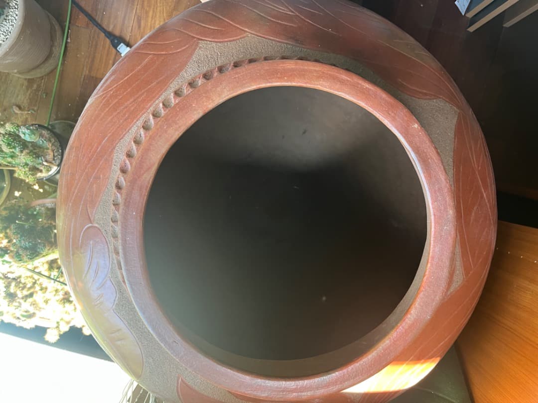 大型花瓶　バリ島の素焼きの水瓶　高さ70cm