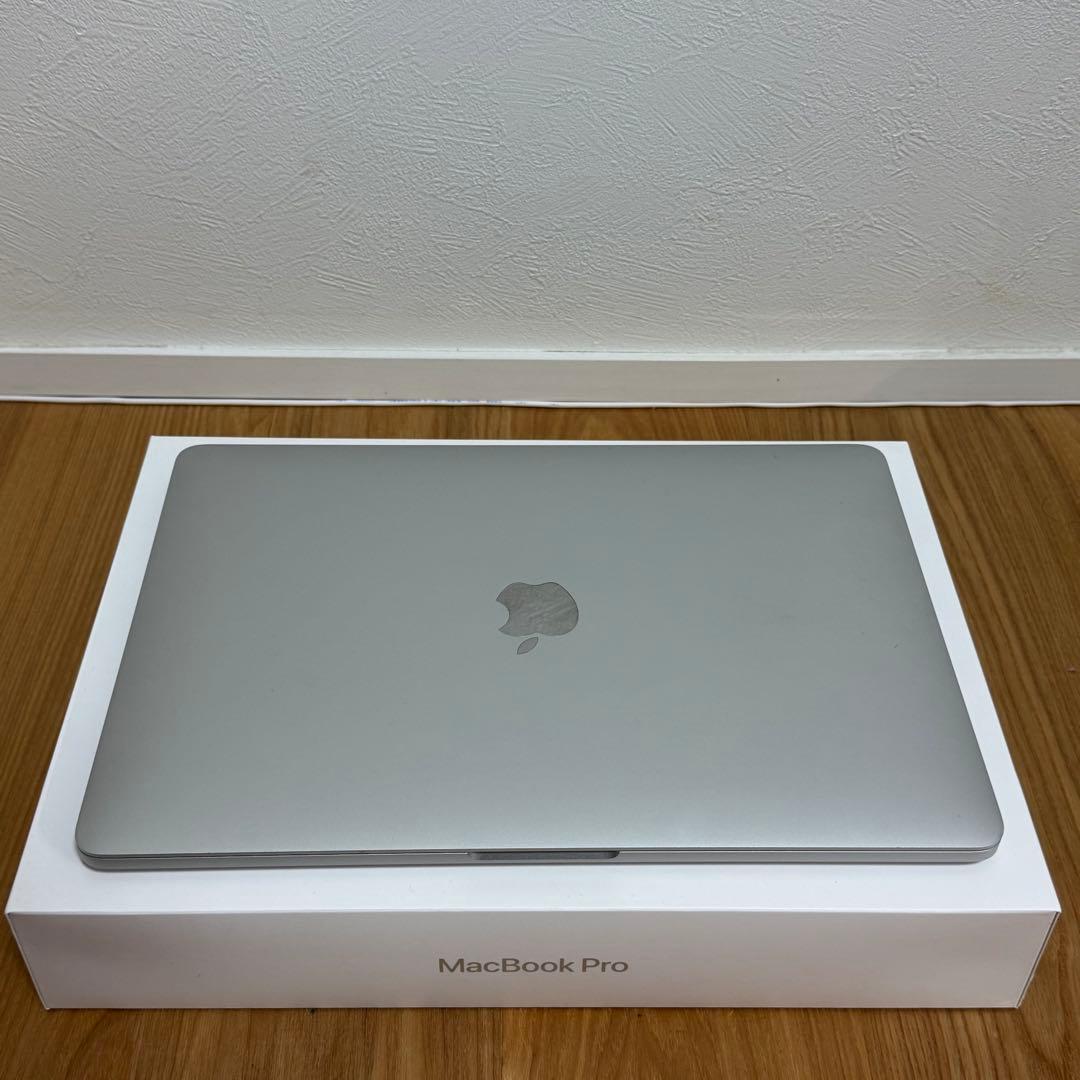 MacBook Pro 13インチ 2020 Core i5 16GB 1TB