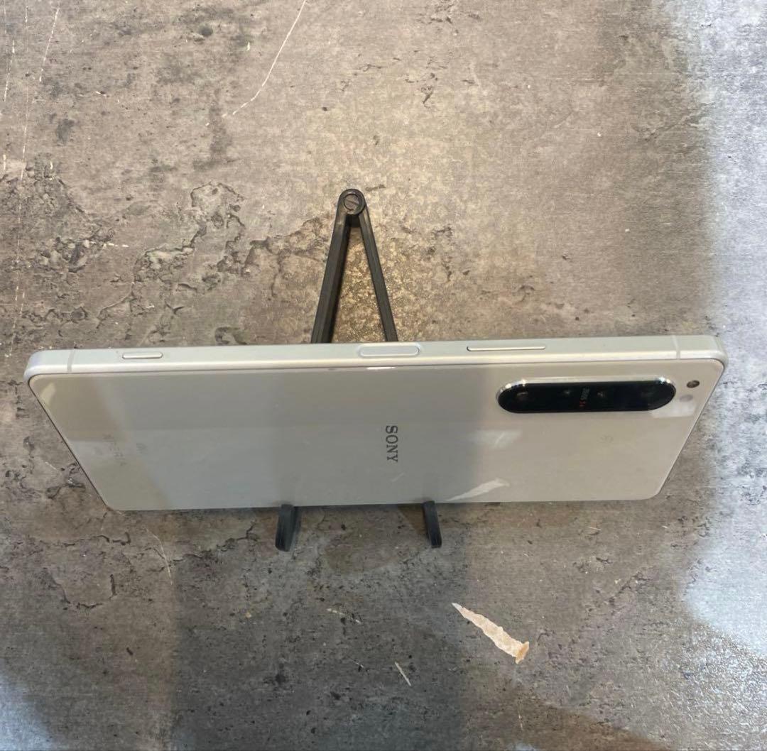 スマートフォン本体 Xperia1II 128GB SOG01 au