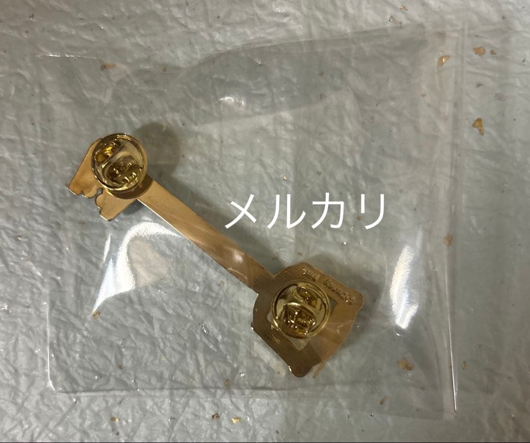 キングダムハーツ　キーブレード　ピンバッジ　１点