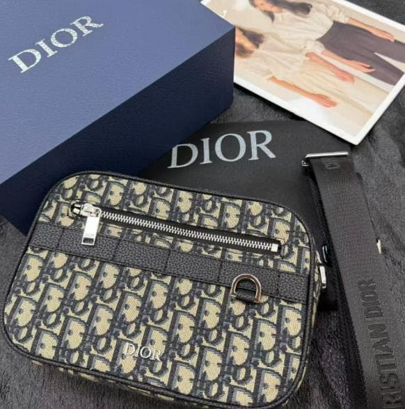 新品未使用 ショルダーバッグ ブラック