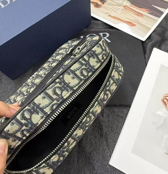 新品未使用 ショルダーバッグ ブラック