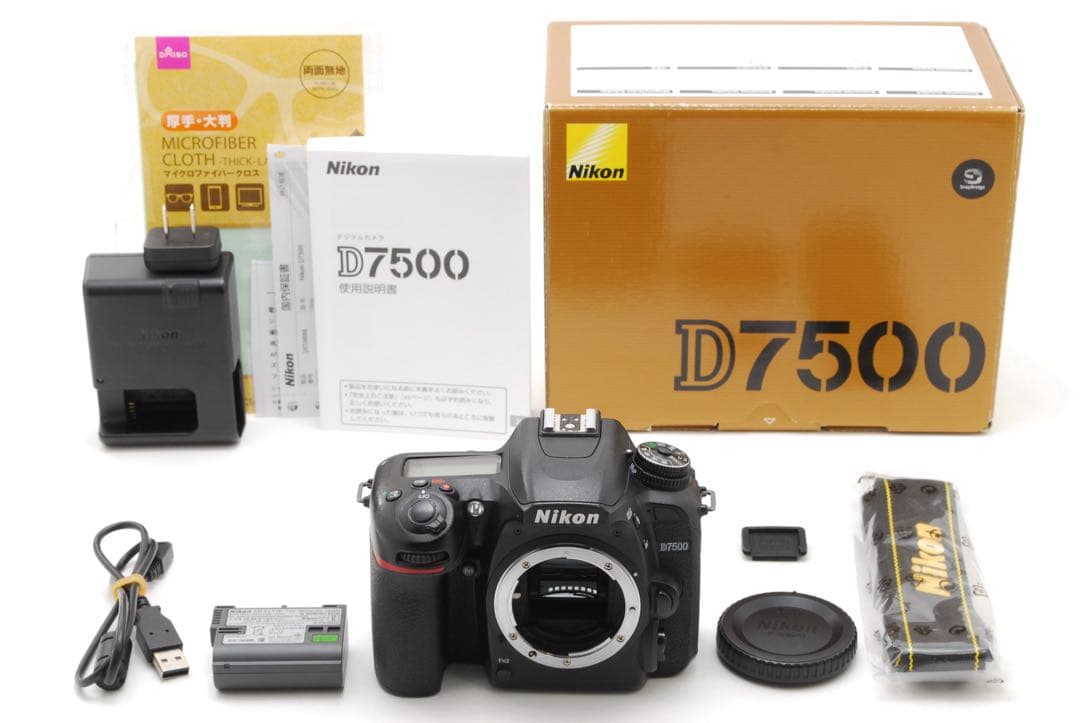 美品✨ニコン D7500 ボディ❤️ショット数13,985回！