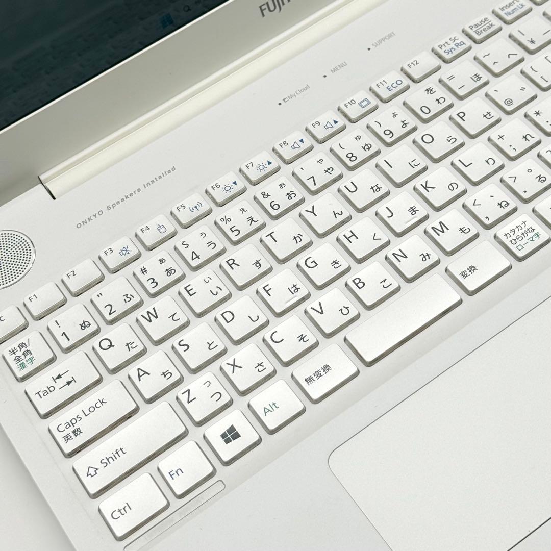 美品 富士通ノートパソコン i7 16GB 新品SSD512 高速 11pro