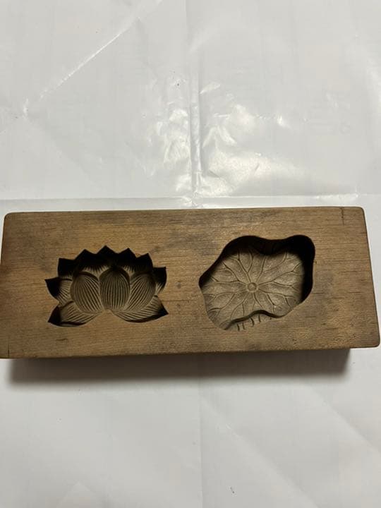 和菓子　型枠　木枠　蓮の花　睡蓮　蓮