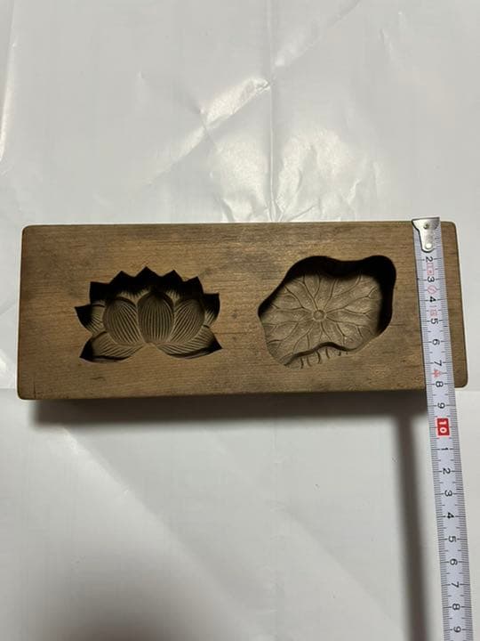 和菓子　型枠　木枠　蓮の花　睡蓮　蓮