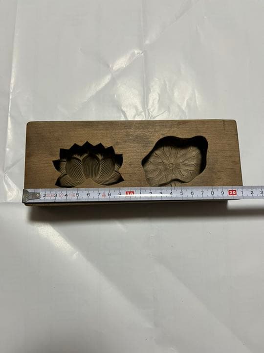 和菓子　型枠　木枠　蓮の花　睡蓮　蓮