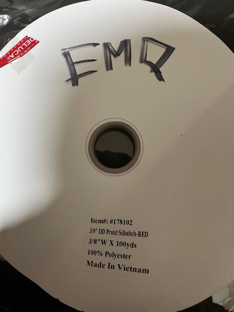 Dean &Deluca 赤のポリエステルリボン(レア品)