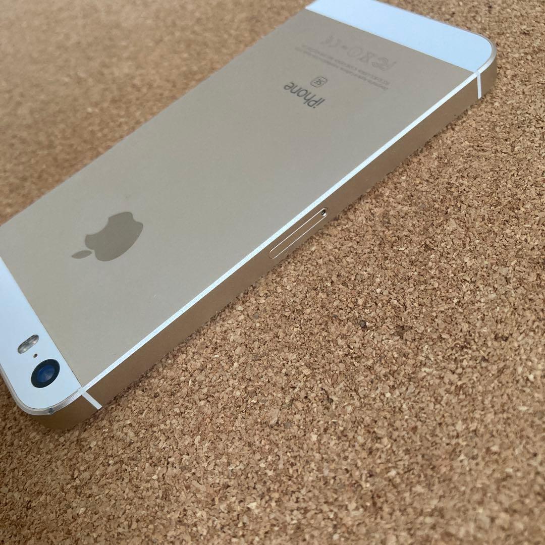 913【早い者勝ち】美品☆iPhoneSE 64GB SIMフリー☆