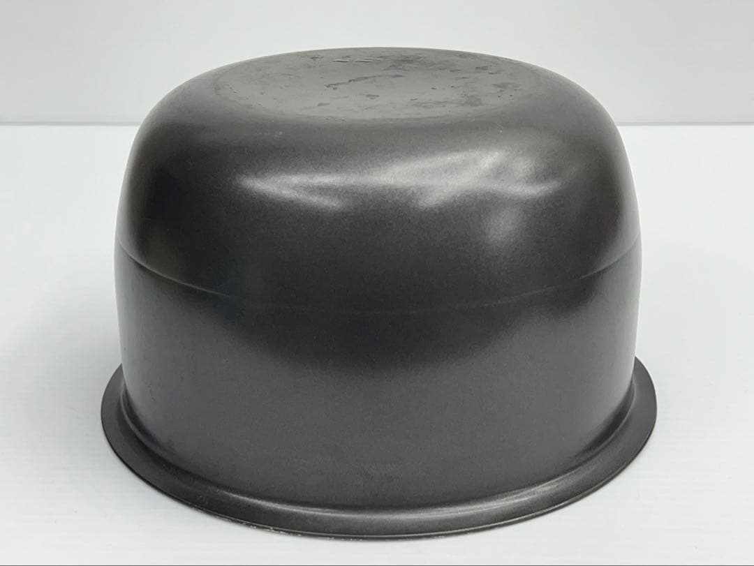 中古　NP-Z10A NP-ZE10 NP-ZF10 象印　炊飯器　釜　内釜部品