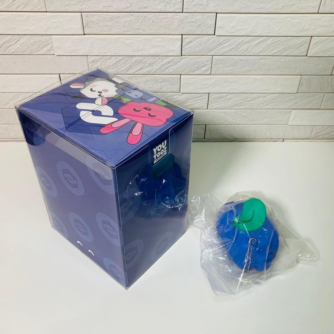 DISCODE Youtoozフィギュア & Destress Ball