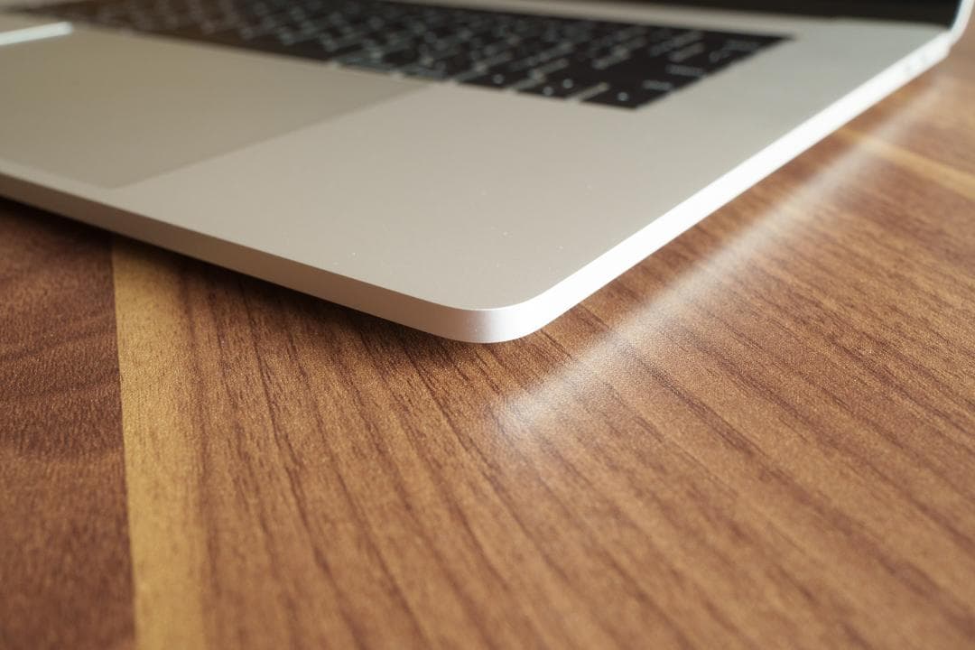 MacBookPro2018 15インチ i9 32GB 1TB USキー