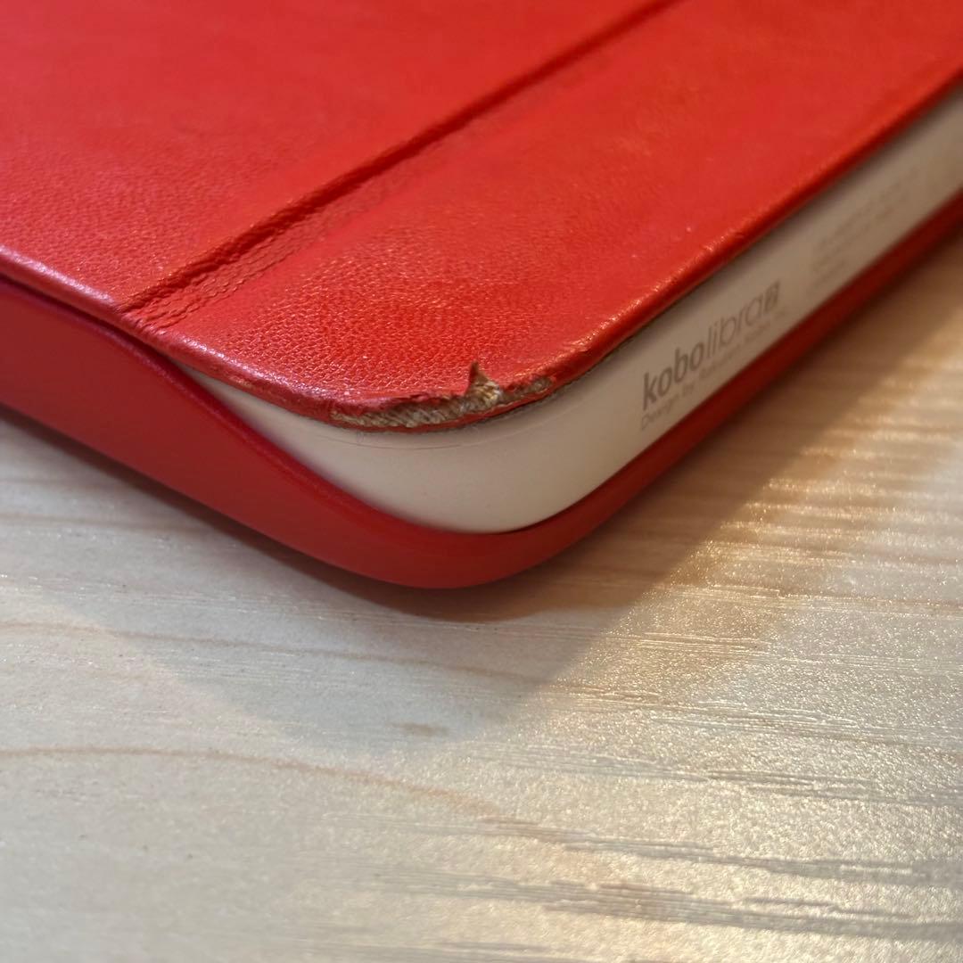 kobo libra 2 電子書籍リーダー 本体 ホワイト + 赤カバーおまけ