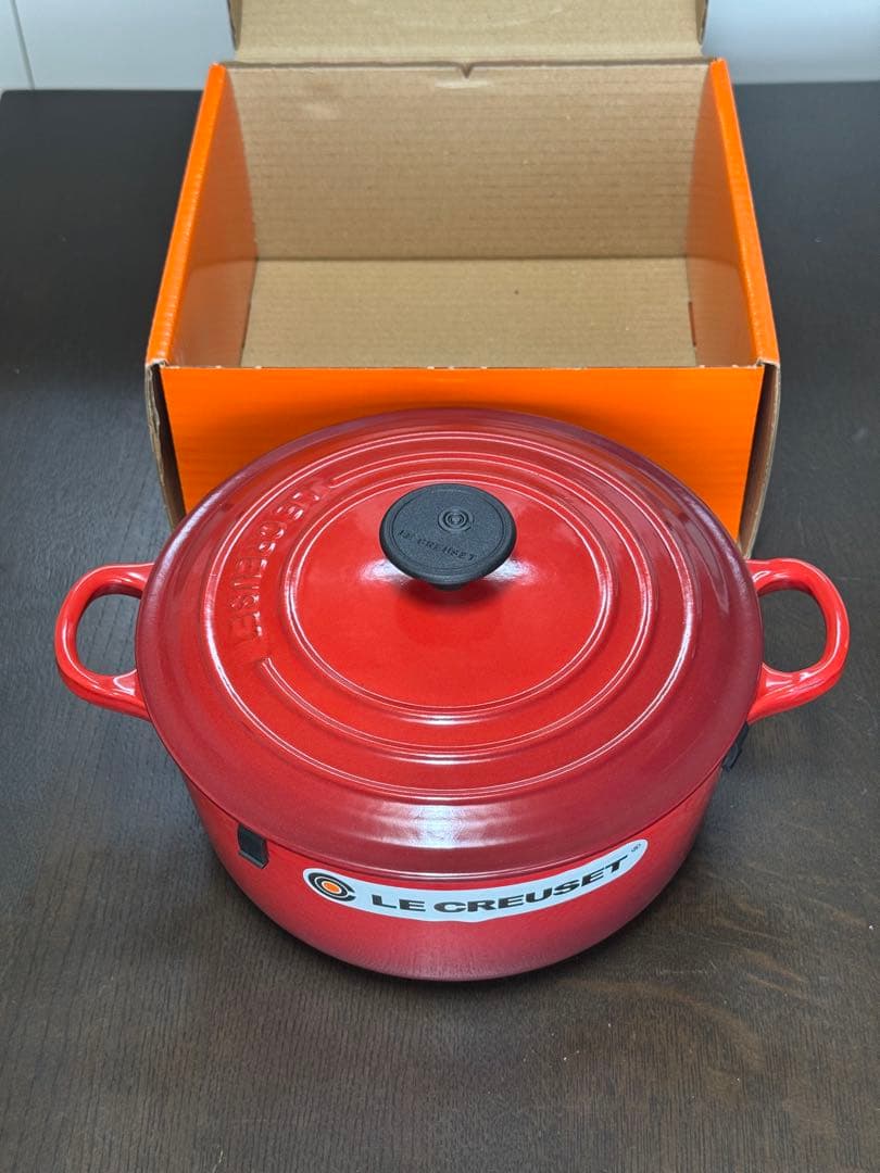 ル・クルーゼ　LE CREUSET　ココット・ロンド　20cm
