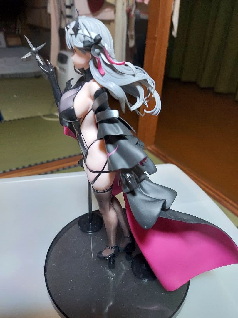 【⚠️開封済】一番くじ NIKKE ラストワン賞 モダニア フィギュア