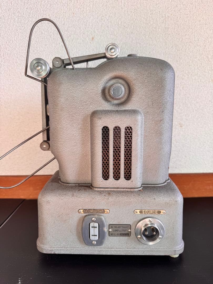 ELMO E-80 ８ミリ映写機 レトロ