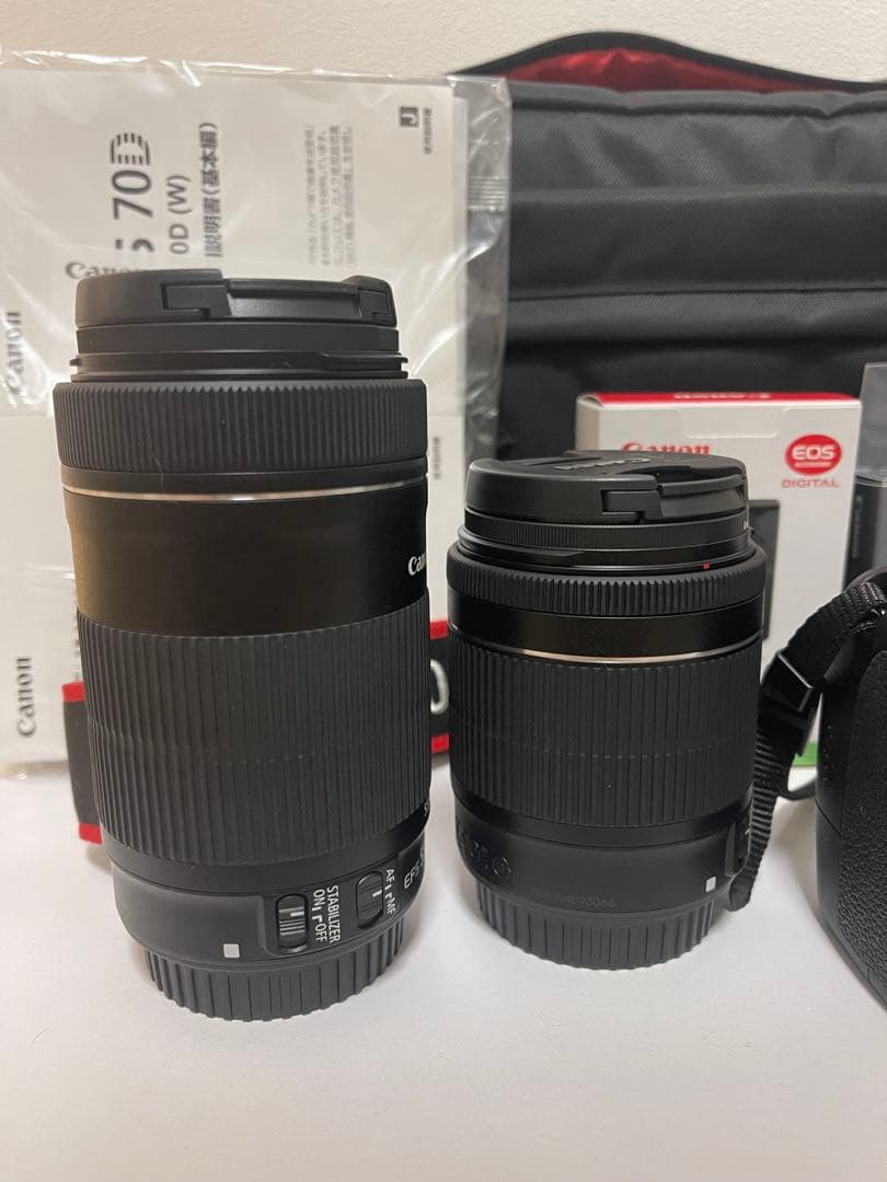美品Canon EOS 70Dダブルズームレンズ　カメラ一式