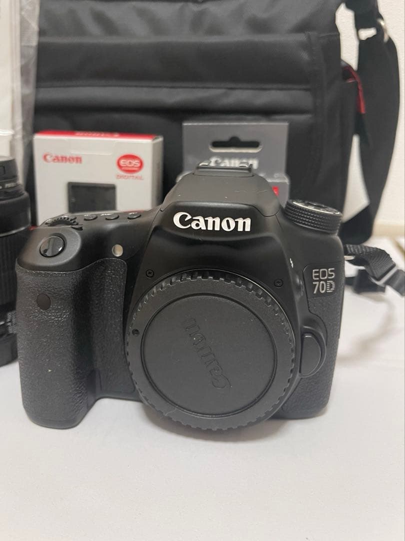 美品Canon EOS 70Dダブルズームレンズ　カメラ一式