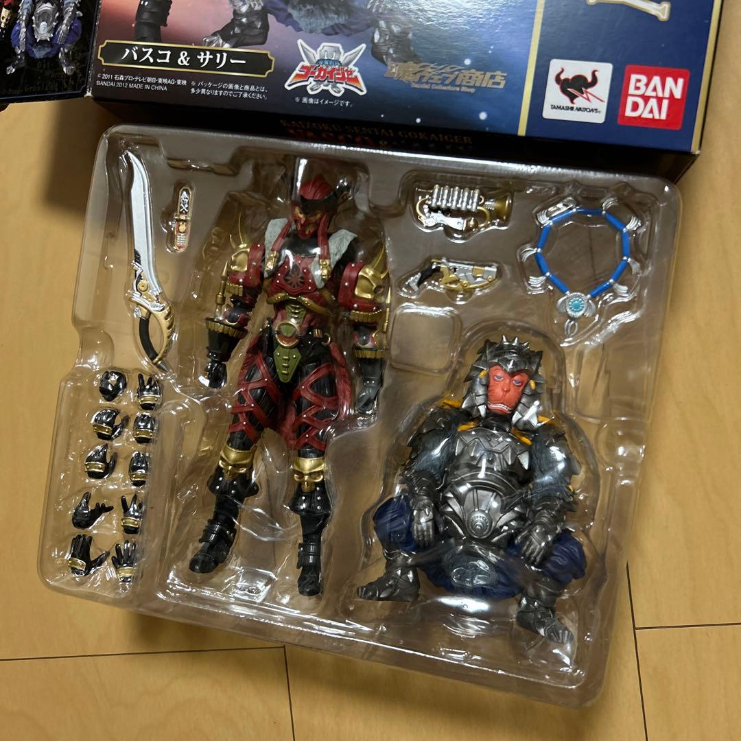 【即購入ok!!】S.H.Figuartsバスコ&サリー海賊戦隊ゴーカイジャー