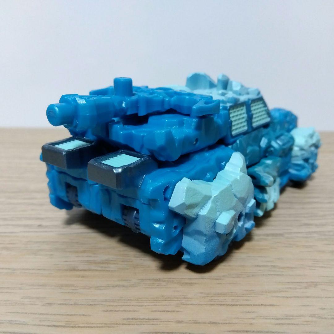 トランスフォーマー レガシー ユナイテッド スターレイダーサンダートロン3パック