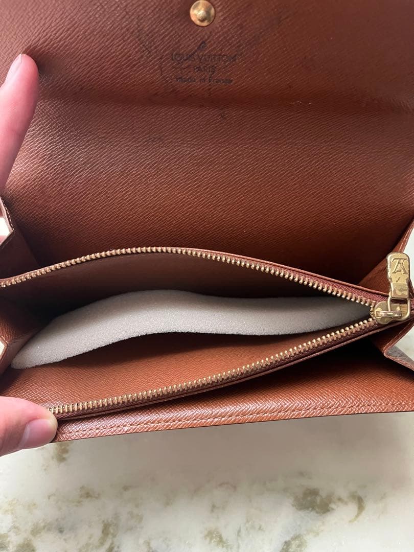 LOUIS VUITTON ルイヴィトン　長財布