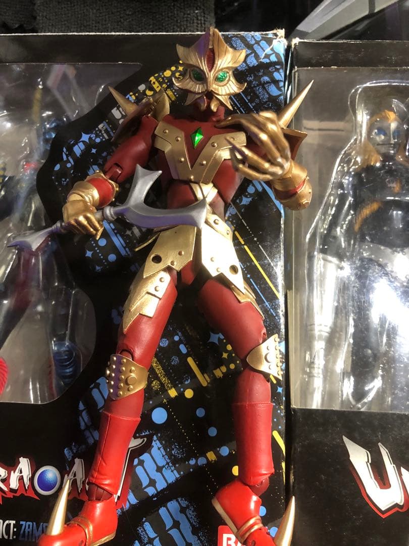 エースキラー　マグマ星人とザムシャー他