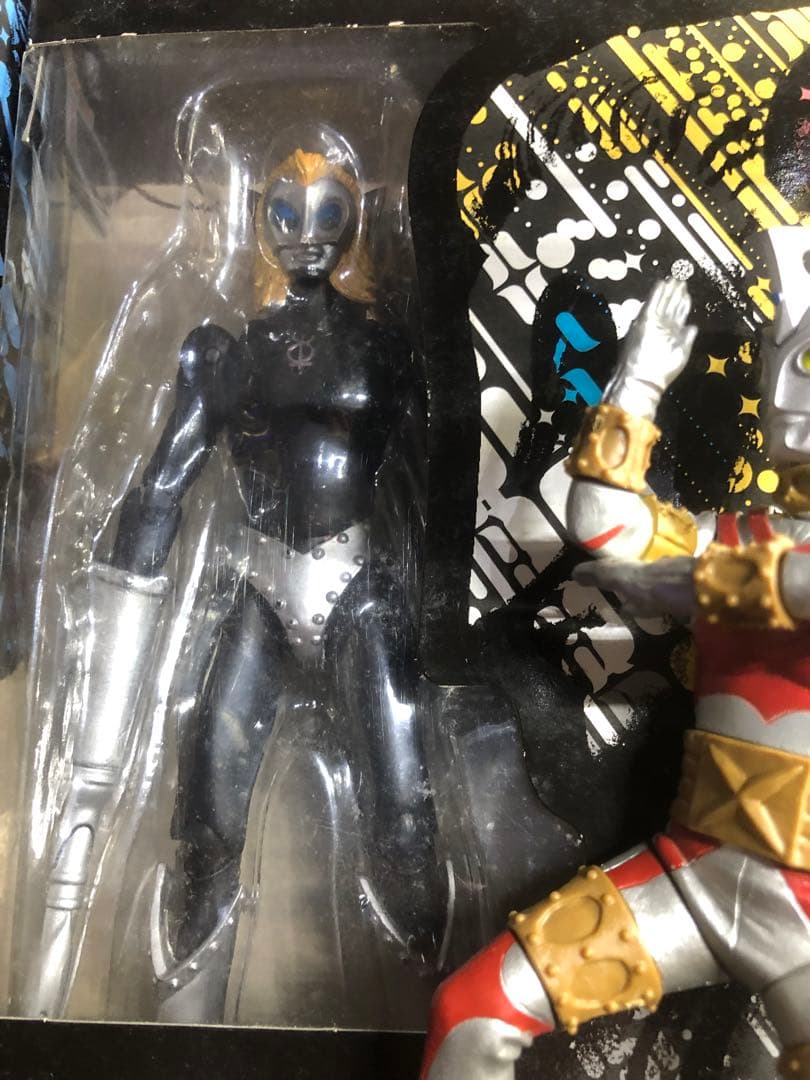 エースキラー　マグマ星人とザムシャー他