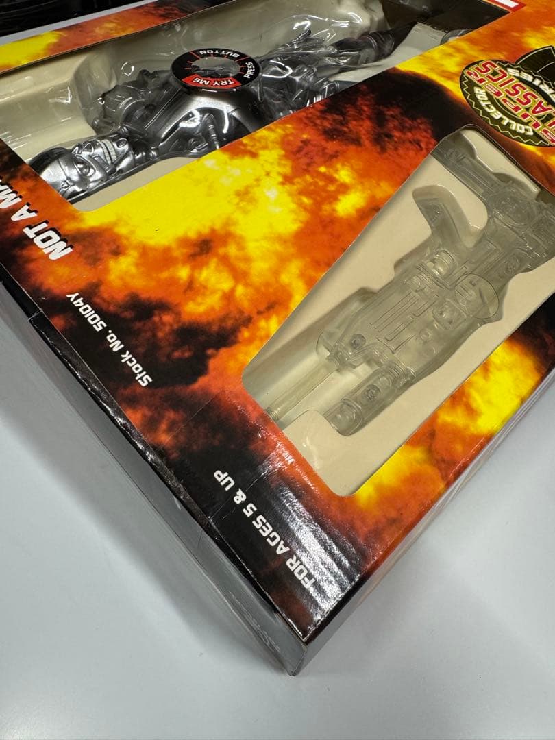 【希少】Terminator 2 T-2エンドスケルトンのフィギュア USJ購入