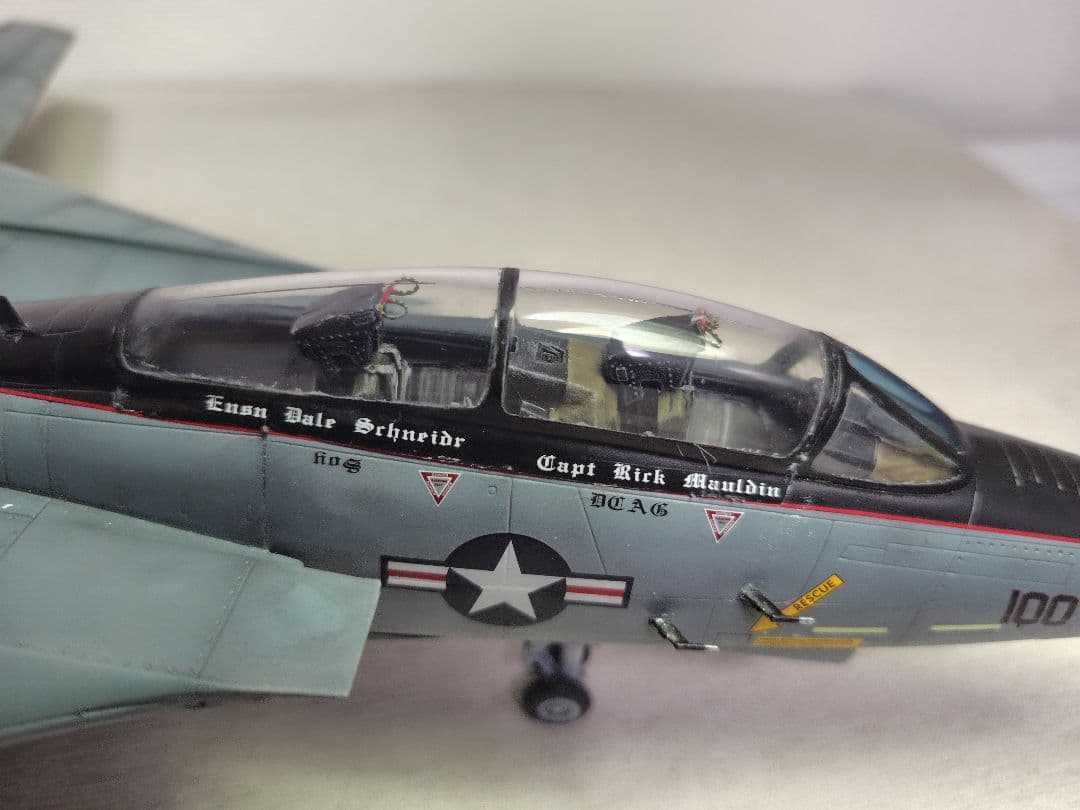 アメリカ海軍F-14A トムキャットブラックナイツ 1/48スケールモデル
