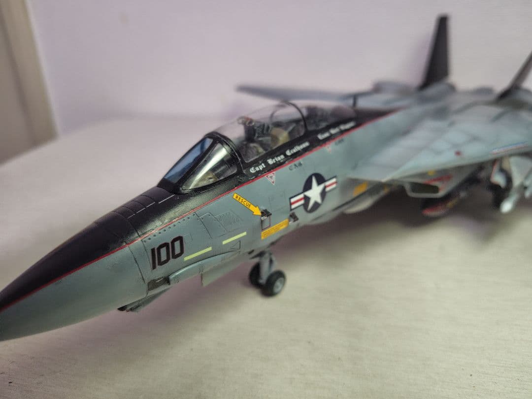 アメリカ海軍F-14A トムキャットブラックナイツ 1/48スケールモデル