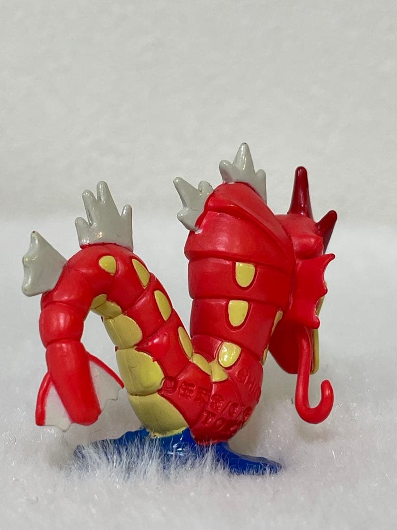 【非売品】赤いギャラドス　モンコレ ポケモン レア　希少　フィギュア　色違い