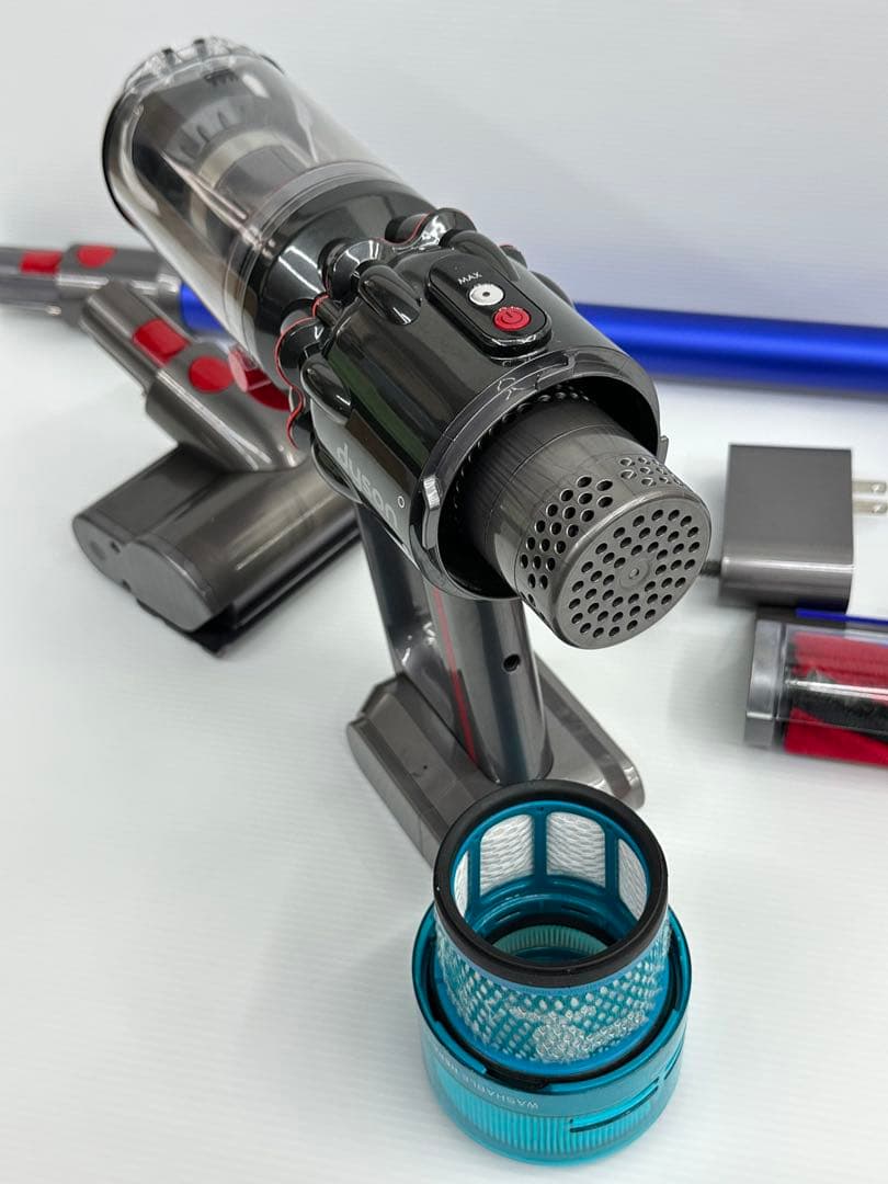 2024年製　ダイソン　掃除機　SV21 本体　ヘッド　パイプ　充電器　セット